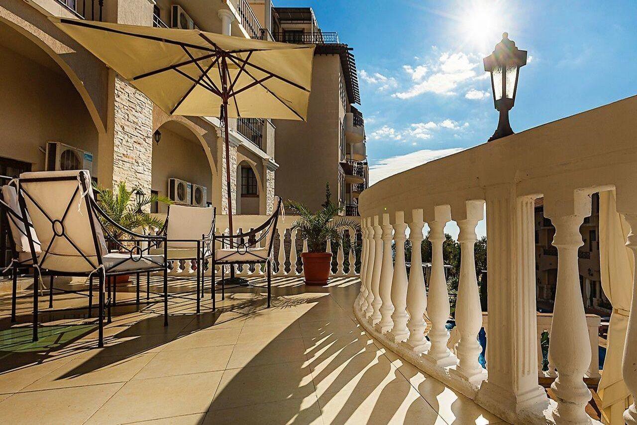The Cliff Beach Apartments Obzor Eksteriør billede