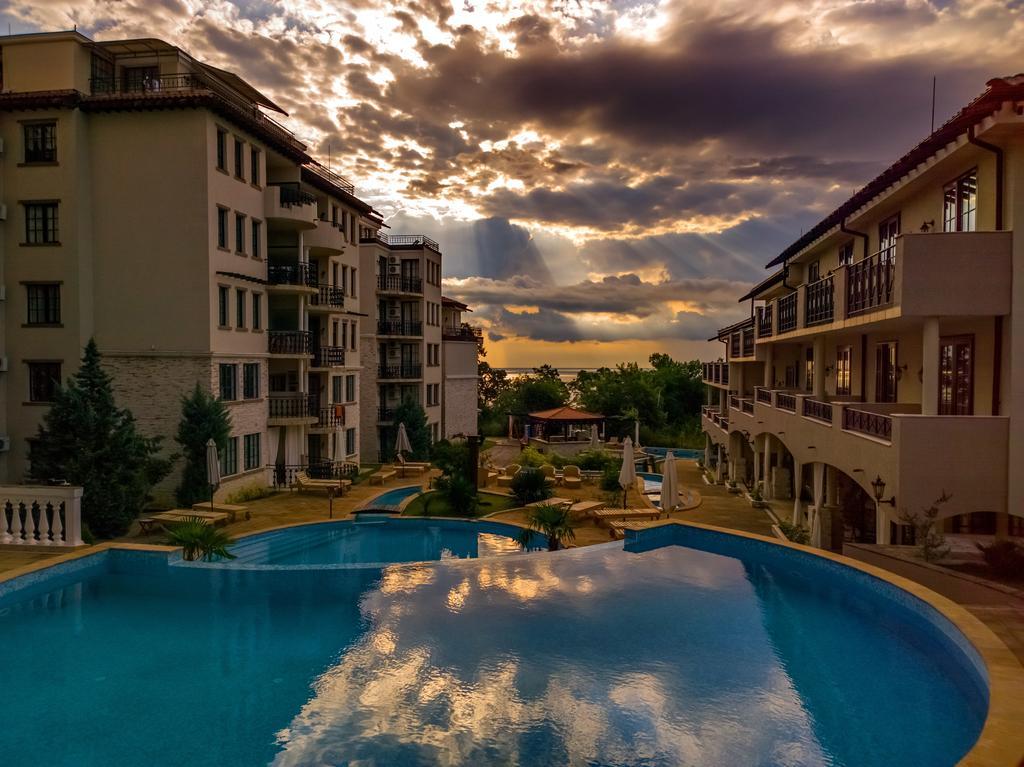 The Cliff Beach Apartments Obzor Eksteriør billede